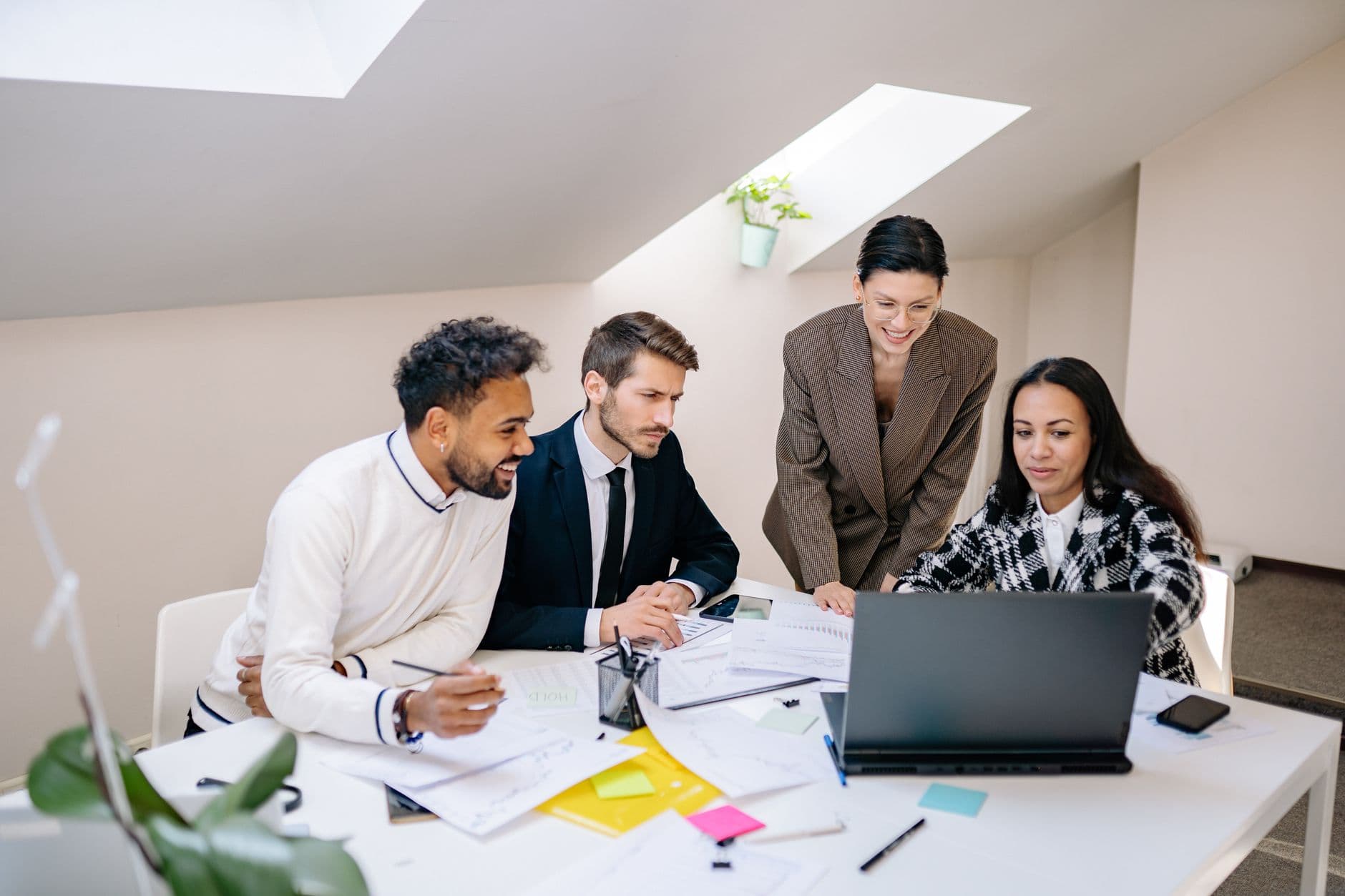 How to Build an Internal SEO Team: Roles, Hires, and Org Structure